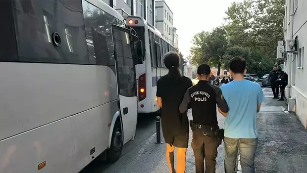 3 milyar dolarlık uluslararası forex vurgununda 211 şüpheli hakim karşısında