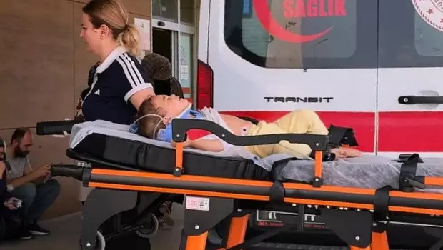 Balkondan düşen 1,5 yaşındaki bebek ağır yaralandı