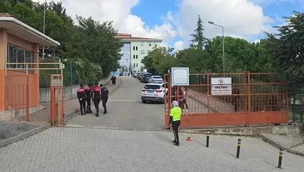 Başakşehir'de bir öğrenci hayatını kaybetmişti! 3 şüpheli tutuklandı