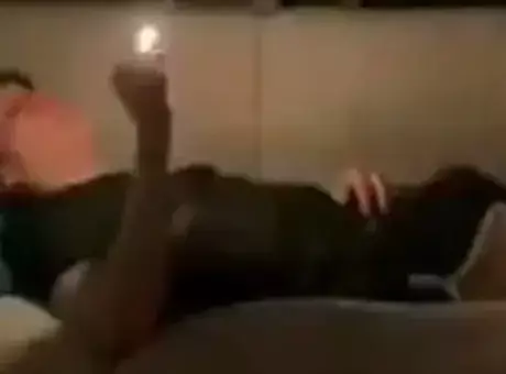 Canlı yayında korkunç son! Herkesin gözü önünde kendini ateşe verdi