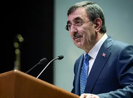 Cumhurbaşkanı Yardımcısı Yılmaz, '10. Sporun Devleri Buluşuyor Ödül Töreni'nde konuştu