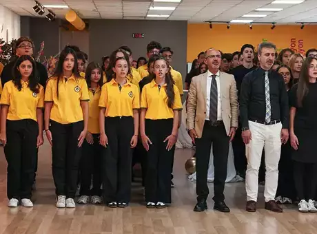 Demirören Medya Lisesi’nde ilk ders zili çaldı! Türkiye'nin ilk lise yapay zeka bölümü