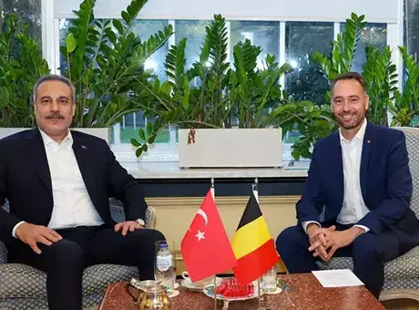 Dışişleri Bakanı Hakan Fidan Belçikalı mevkidaşı Prevot ile Brüksel'de görüştü