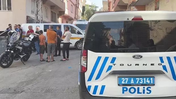 Gaziantep'te kan donduran olay: Evde eşini öldürdü, sokağa çıkıp rastgele ateş açtı! 4 yaralı