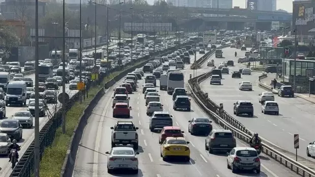 İstanbul’da pazar günü bazı yollar trafiğe kapanacak