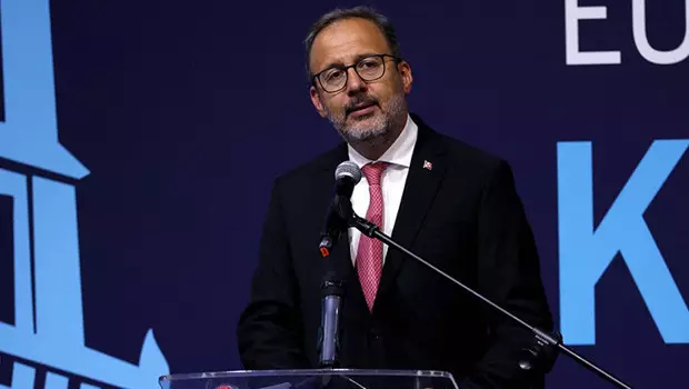 Kasapoğlu'ndan belediyelere çağrı: Engelli bireyler için elinizi taşın altına daha fazla koyun