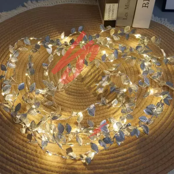 3 Metre Yaldızlı Gümüş LED Işık Ürün Görseli